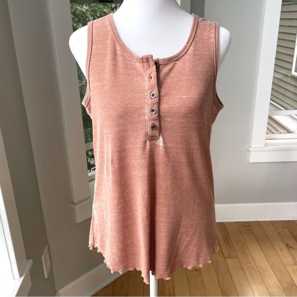 Jane + Delancey Anthropologie Peach Lt Blush Ribbed Distressed Henley Tank Top S